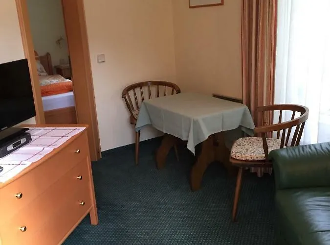 Haus Kaernten Guest house